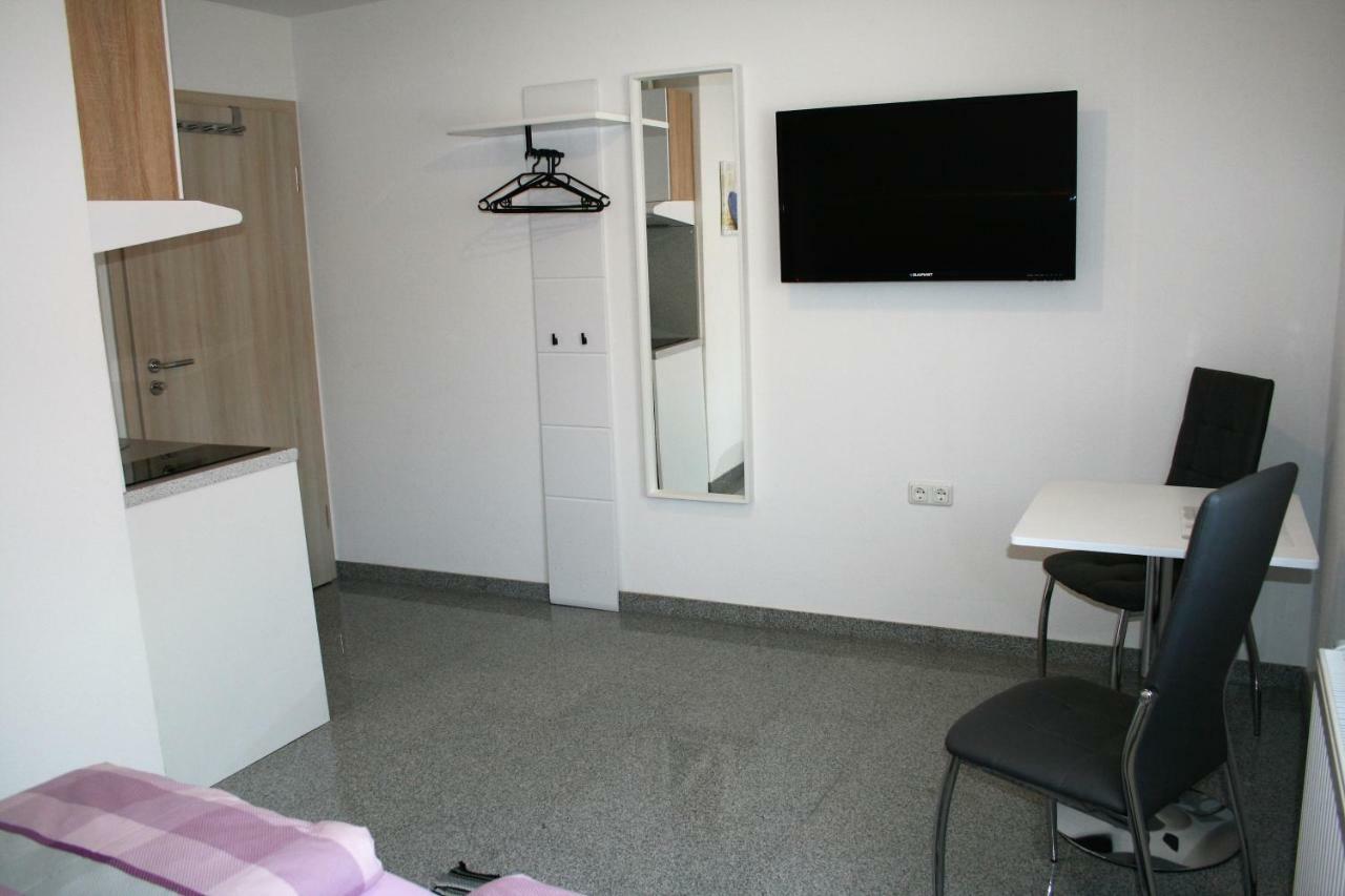 Haus Zum Schlosspark Veitshöchheim Eksteriør billede